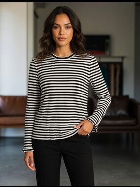 Striped top Macys on 34th Ruffled collar &  sleeves  Striped Black & White XL NW